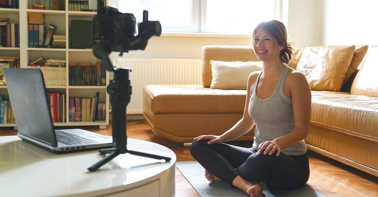 Online Yoga unterrichten Programme & Geräte für deinen Start