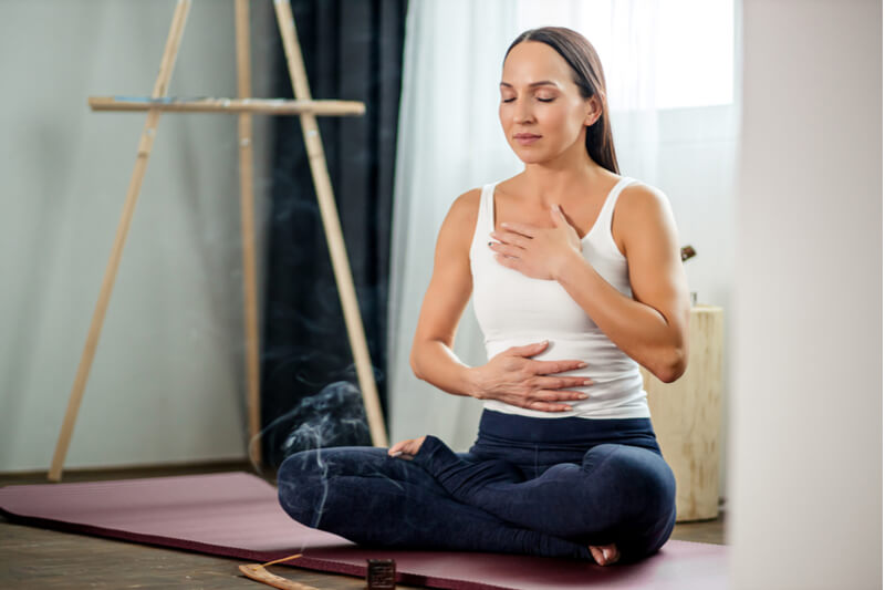 Yoga-Atemtechnik gegen Stress