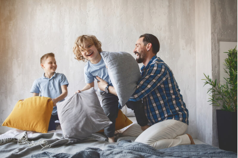 Schulanfang: Mit den Kindern spielen