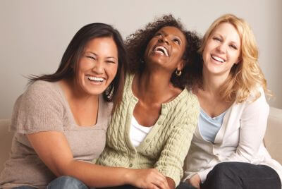 3 Frauen in Gemeinschaft